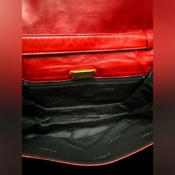 AUTHENTIC LOEWE RED SOFT LEATHER CROSSBODY BAG